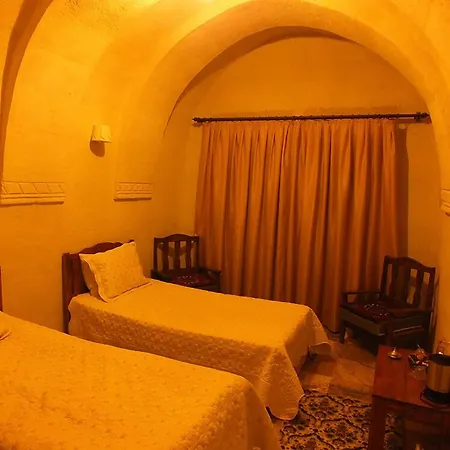 Dilek Tepesi Cave Hotel Ayvali