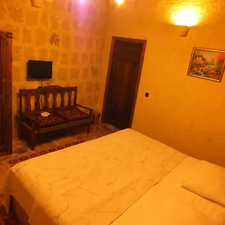 Hotel Dilek Tepesi Cave 3*