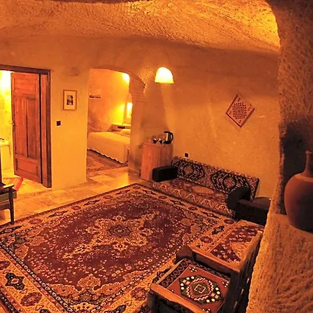 Ξενοδοχείο Dilek Tepesi Cave 3*