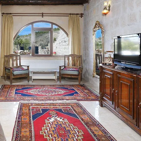 Dilek Tepesi Cave Hotel Ayvali
