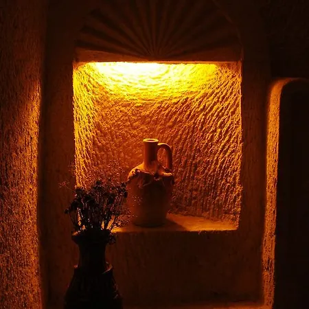 Dilek Tepesi Cave Hotel 3*