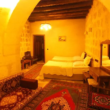 Dilek Tepesi Cave Hotel Ayvali