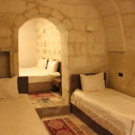 Hotel Dilek Tepesi Cave Ayvali