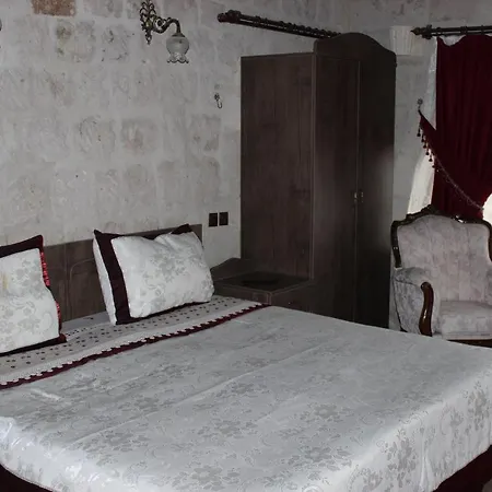 Dilek Tepesi Cave