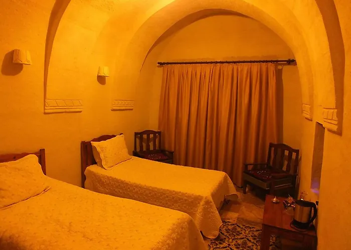 Dilek Tepesi Cave Hotel Ayvali