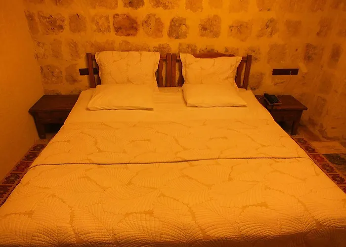 Dilek Tepesi Cave Ayvali