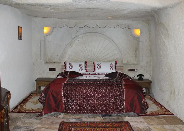 Hotel Dilek Tepesi Cave 3*