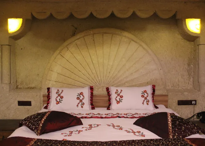 Dilek Tepesi Cave 3* Ayvali