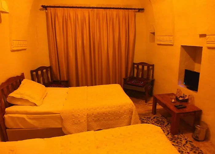 Dilek Tepesi Cave 3* Ayvali