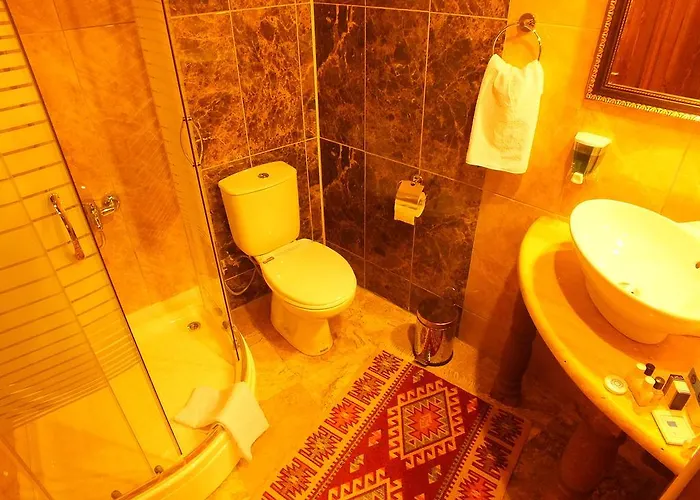 Dilek Tepesi Cave 3* Ayvali