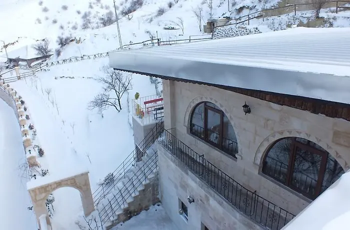 Hotel Dilek Tepesi Cave 3*